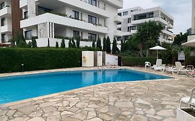 Phaedrus Living: Byzantium Modern City Flat