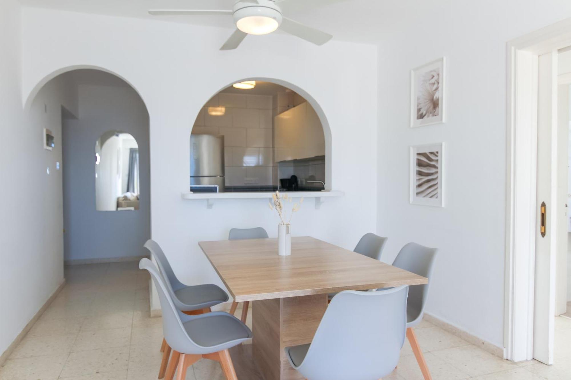 Phaedrus Living: Byzantium Modern City Flat Paphos Exterior foto